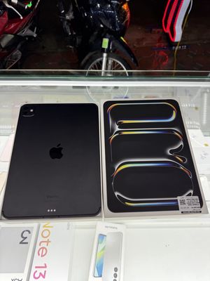Ipad Pro 11 2024 bản 256Gb. Mua bán Máy tính bảng tại Quận Thanh Xuân Hà Nội được đăng bởi Trần Đức Anh