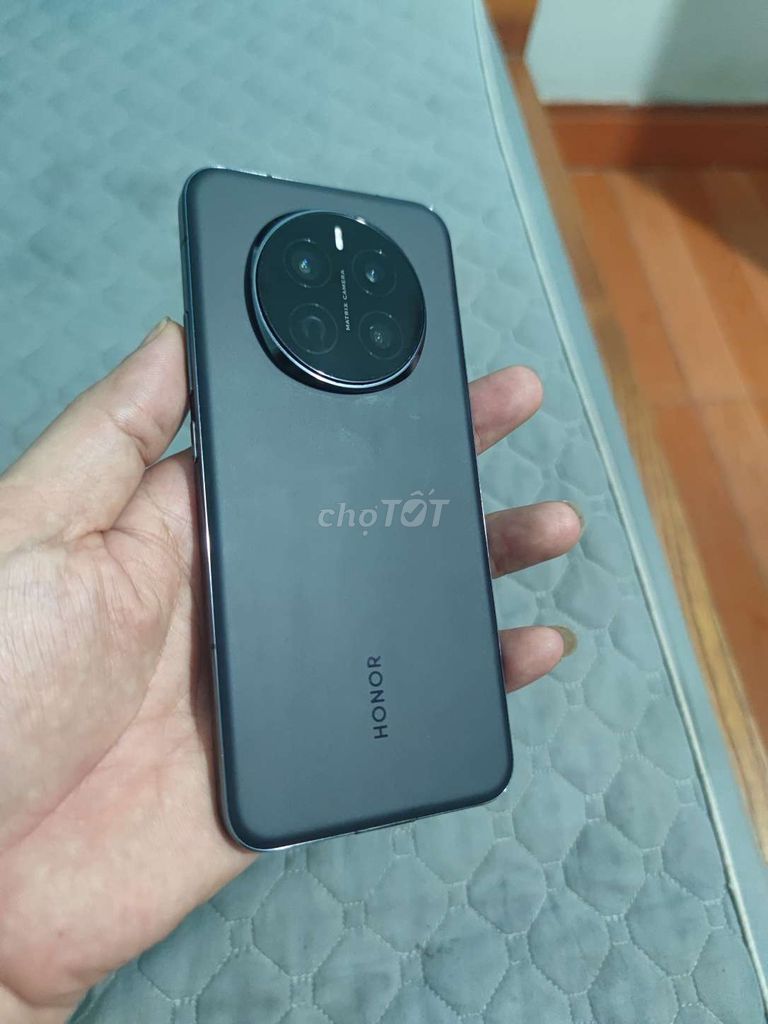 Honor Magic 7 Xám Đã sử dụng 99%. Mua bán Điện thoại tại Huyện Bình Xuyên Vĩnh Phúc được đăng bởi Phạm Phương Ly hình 1