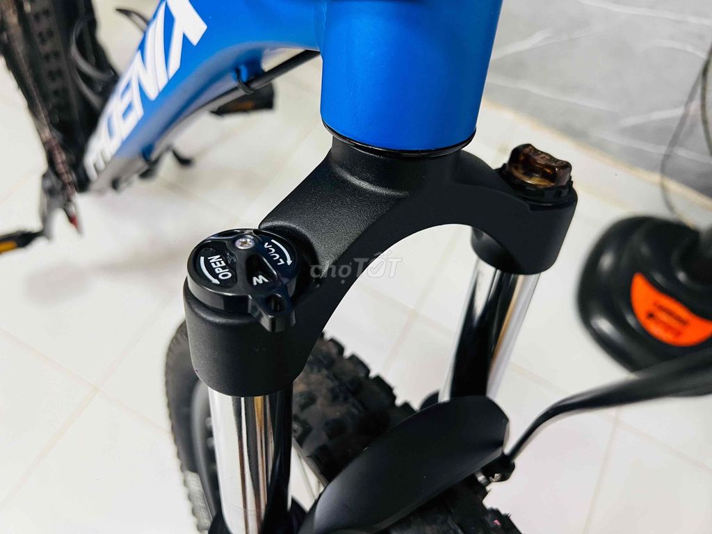 Phoenix Chính hãng nhập khẩu Taiwan Size M 99%. Mua bán Xe đạp tại Quận Bình Thạnh Tp Hồ Chí Minh được đăng bởi Nick Xanh hình 5