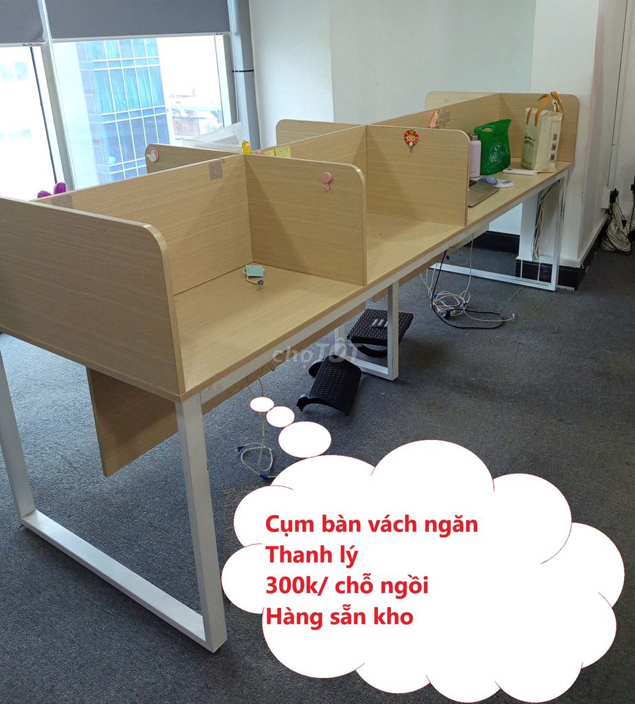Bàn làm việc gỗ kim loại 2m8x90cm có vách ngăn đẹp. Mua bán Đồ dùng văn phòng tại Quận Bình Thạnh Tp Hồ Chí Minh được đăng bởi Kho Nội thất Cũ Mới Phú Nhàn hình 1