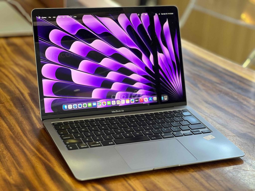 ✅MacBook Air M1 sọc màn dùng "chữa cháy" vẫn ngon!. Mua bán Laptop tại Quận Cẩm Lệ Đà Nẵng được đăng bởi Việt Lê hình 1
