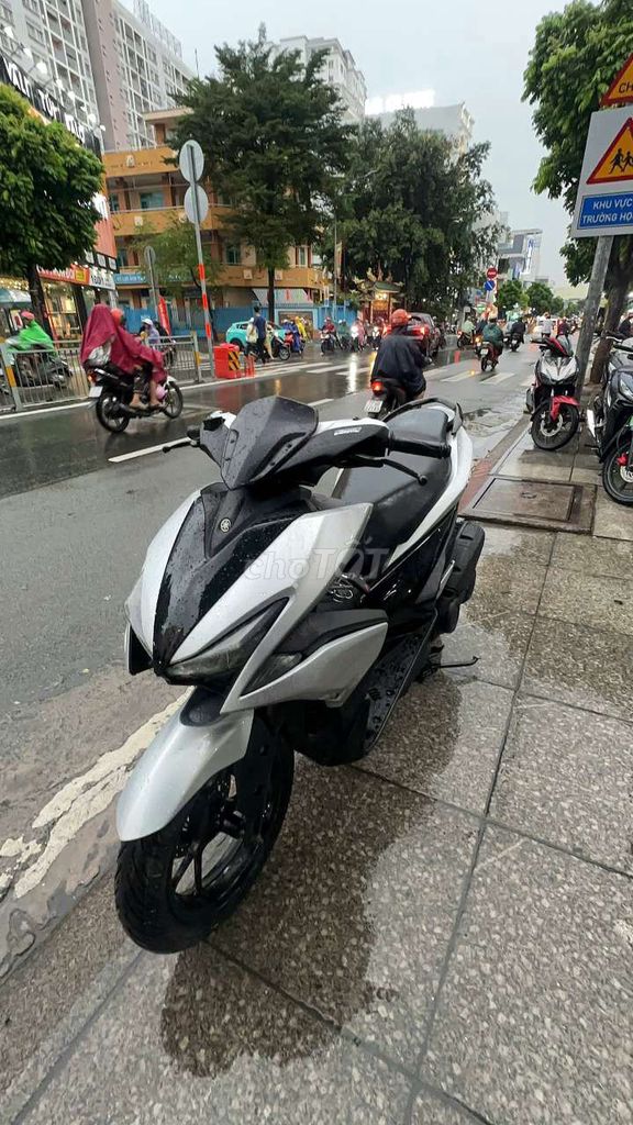 Yamaha NVX 155 ABS 2018 Серебристый