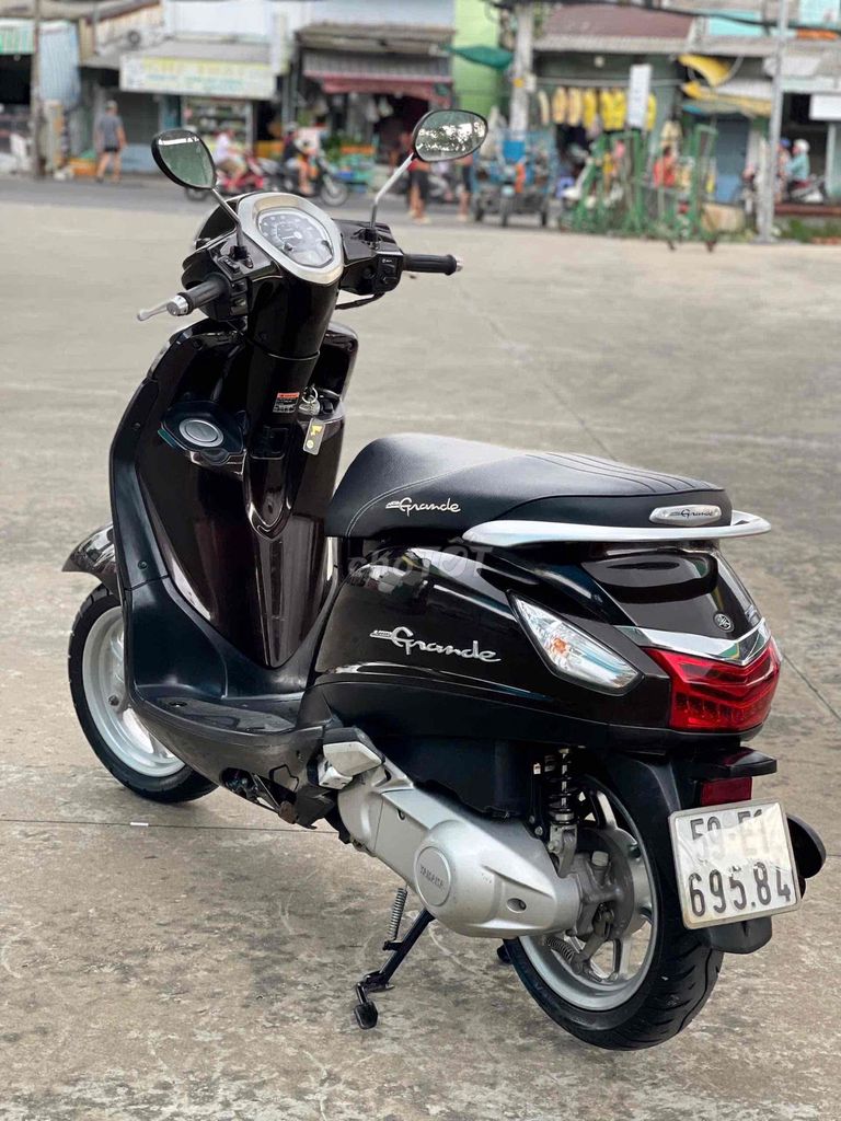 [BỀN SỐ 1 LẠI CỐP TO]👉 YAMAHA GRANDE 2017 CÔ ĐI KỸ. Mua bán Xe máy tại Quận Bình Tân Tp Hồ Chí Minh được đăng bởi BÙI TIẾN DŨNG hình 12