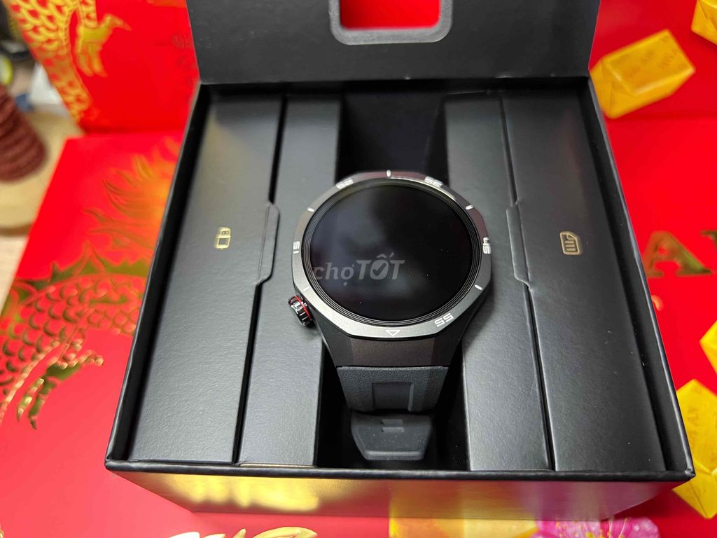 Huawei Watch GT5 Pro lướt 16/2/2026