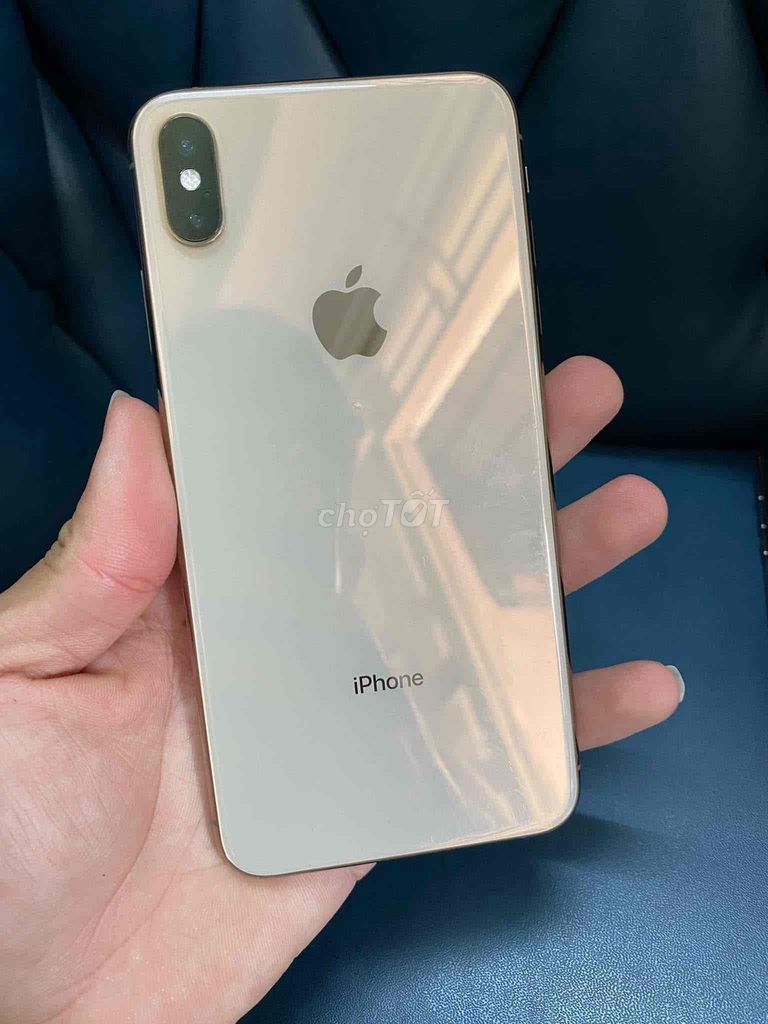 Cần bán iphone xsmax 64G màn zin pin new quốc tế