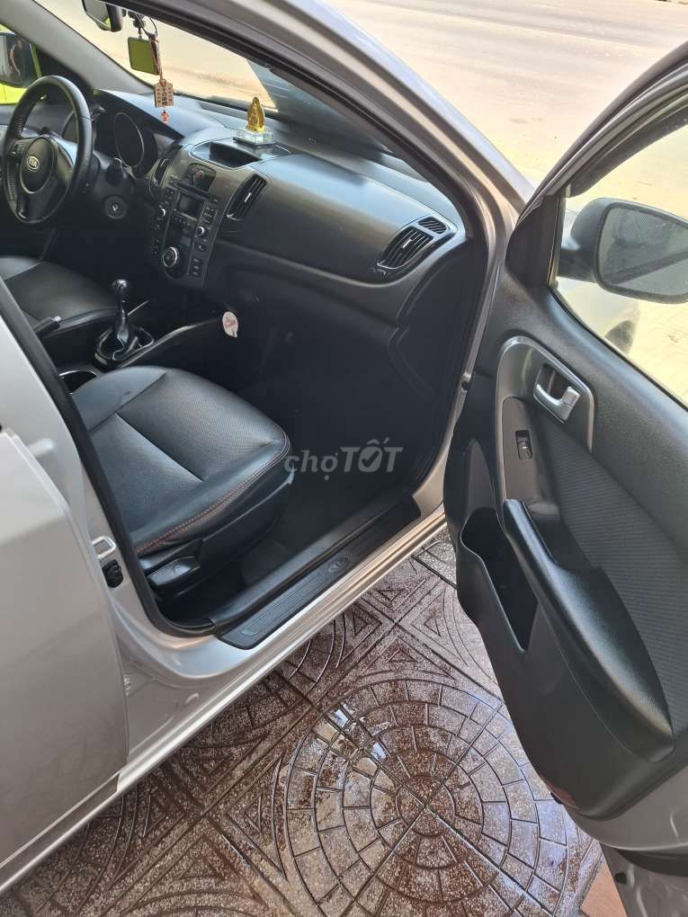 Kia Forte 2013 EX 1.6 MT - 112000 km. Mua bán Ô tô tại Huyện Đức Trọng Lâm Đồng được đăng bởi ÔTÔ THỦY DƯƠNG hình 6
