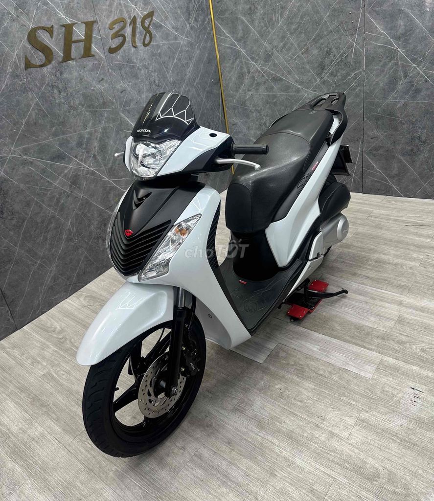 2011 Дуршлаг 150i SM108 с системой BS