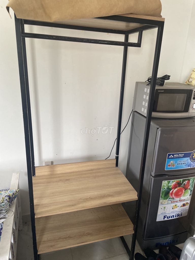 Kệ treo quần áo Sắt, Gỗ MDF. Mua bán Tủ, kệ gia đình tại Thành phố Thủ Đức Tp Hồ Chí Minh được đăng bởi Châu Quang hình 1