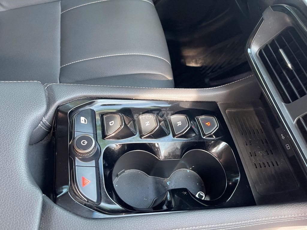 VinFast VF8 2023 Eco - 49000 km. Mua bán Ô tô tại Quận Cái Răng Cần Thơ được đăng bởi Lê Hoàng Vinh hình 4