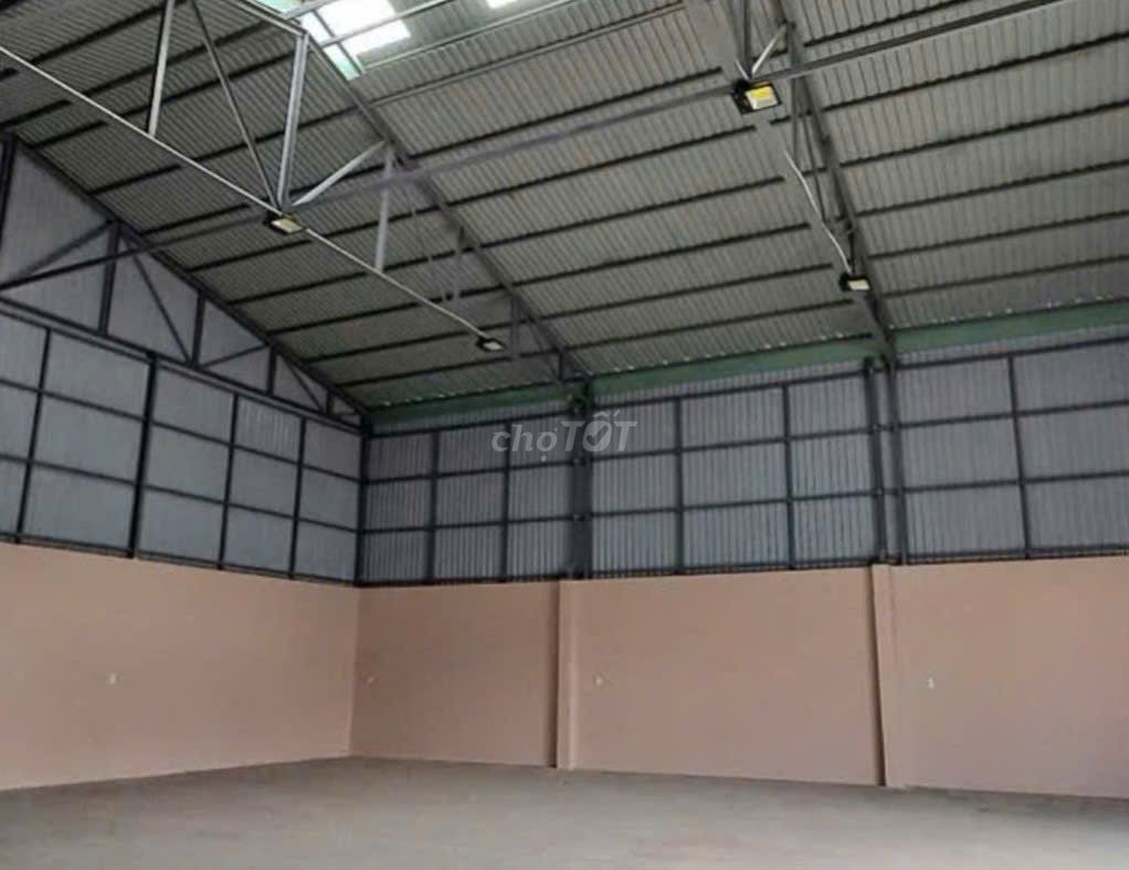 Cho thuê kho xưởng Nhà Bè đạt chuẩn - DT 900m2