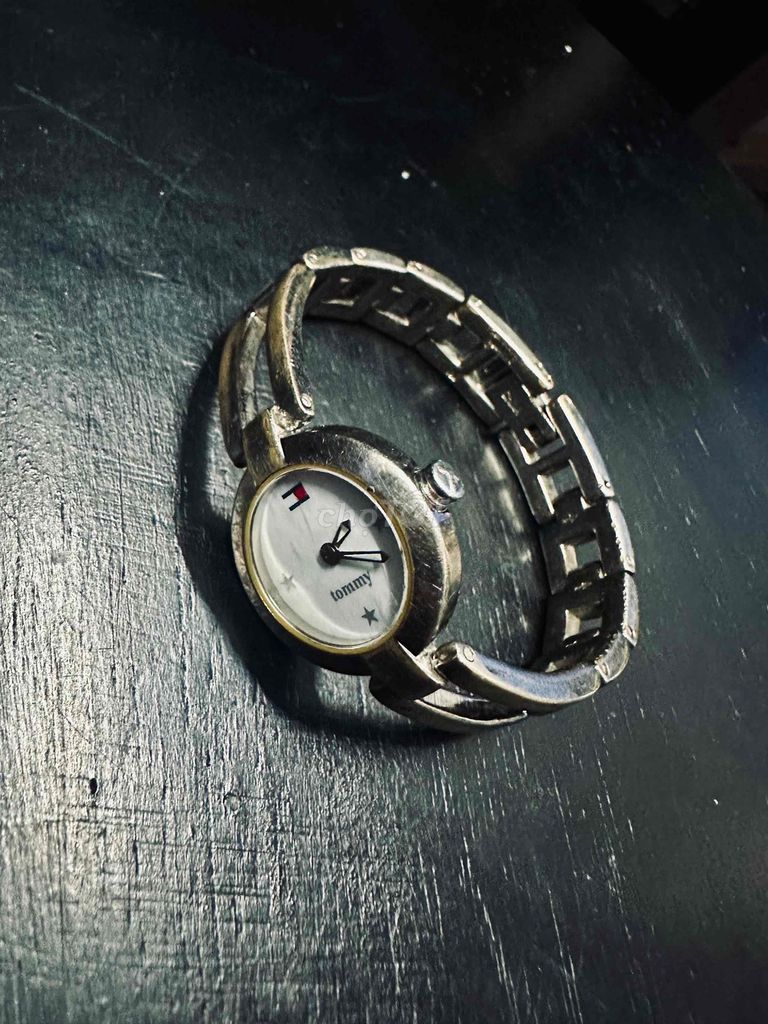 Đồng hồ Tommy nữ. Mua bán Đồng hồ tại Thành phố Mỹ Tho Tiền Giang được đăng bởi Đọc phần giới thiệu giúp mình nhé hình 1