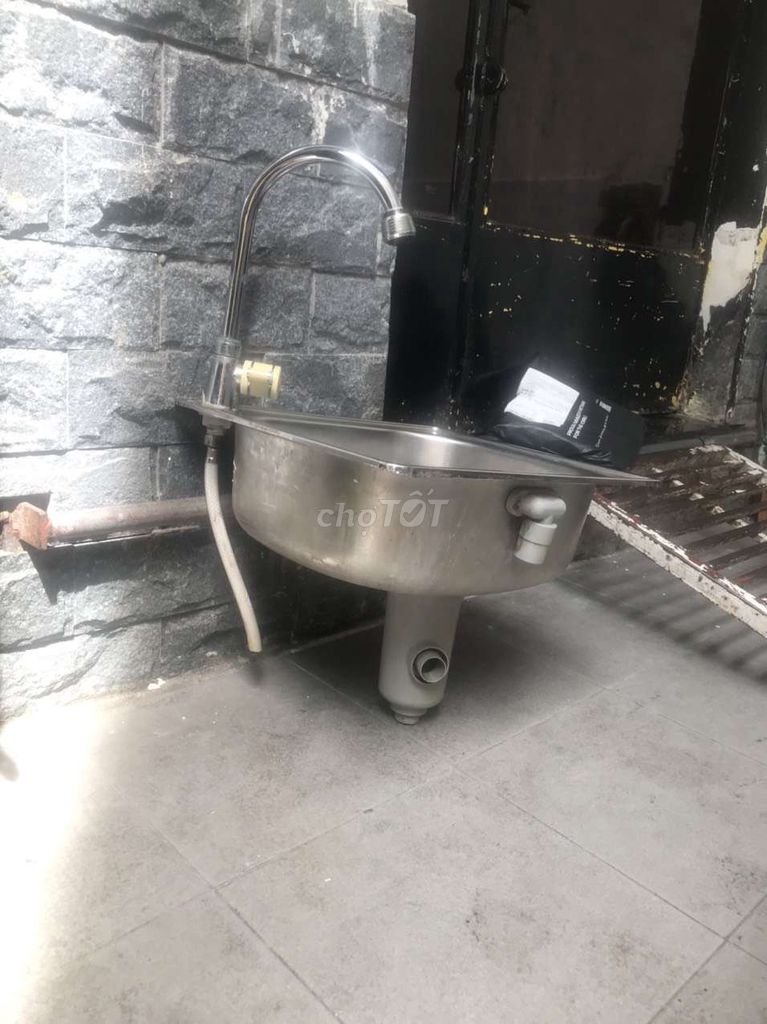 Bồn rửa chén Inox 304 Bồn đơn. Mua bán Thiết bị vệ sinh, nhà tắm tại Quận Phú Nhuận Tp Hồ Chí Minh được đăng bởi Hằng hình 1