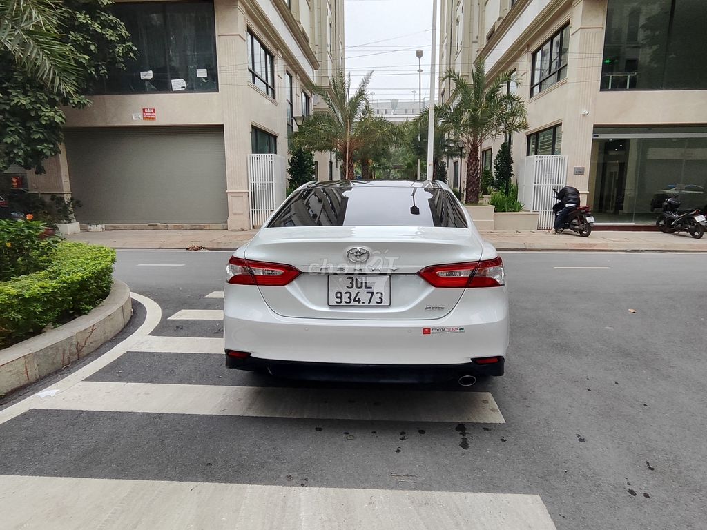 Toyota Camry 2020 2.0G,nhập khẩu chính chủ như mới