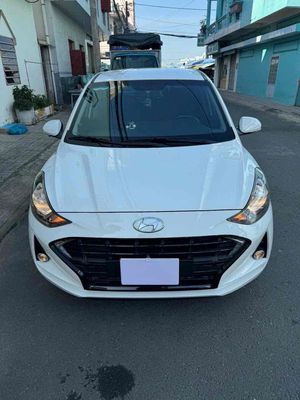Hyundai i10 AT Full 1.2 Trắng 20000 km
