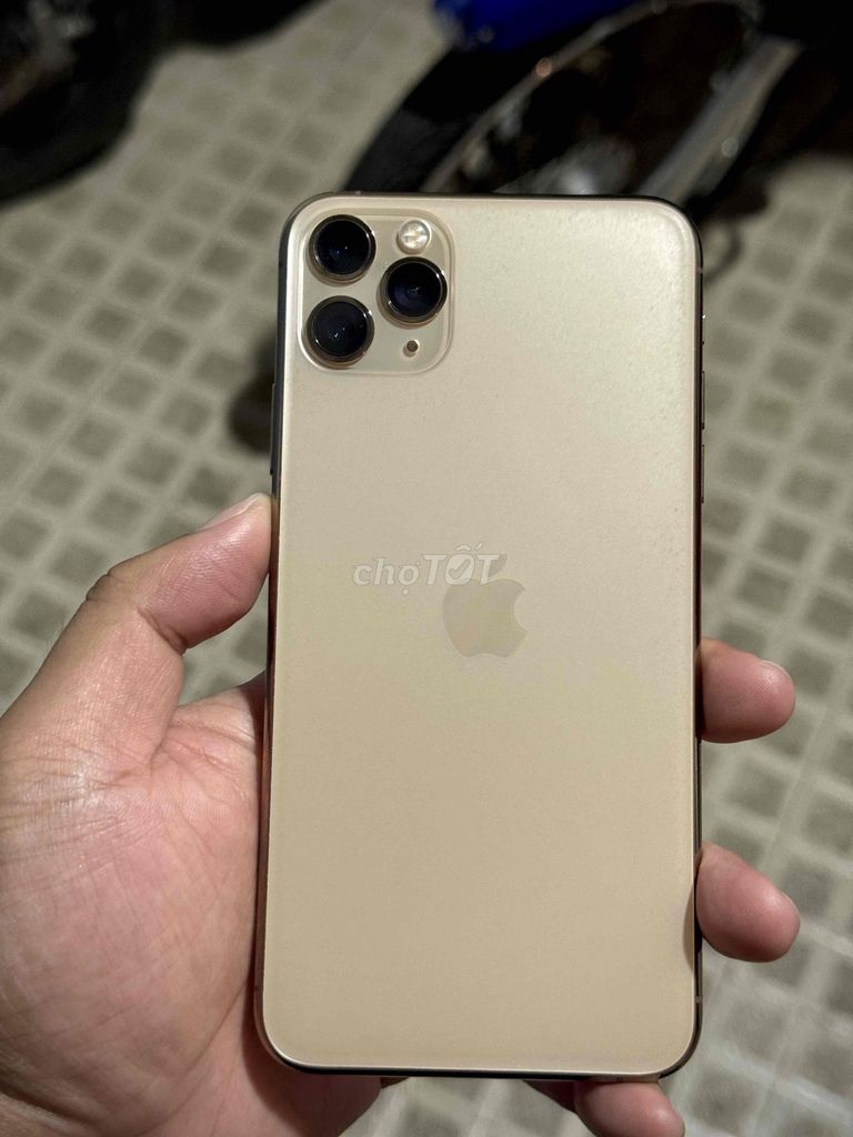 IPhone 11 Pro Max 64GB Gold Zin full + phụ kiện. Mua bán Điện thoại tại Huyện Châu Thành Bến Tre được đăng bởi Hoang Hieu hình 1