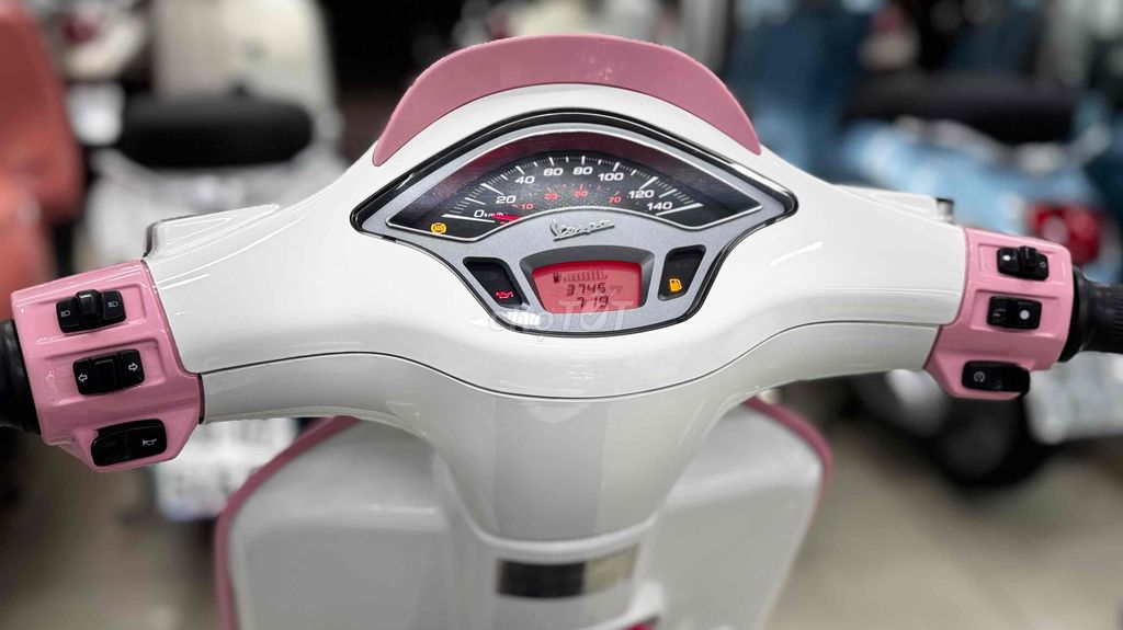 Vespa Sprint S125 Trắng hồng 1 chủ T8/2024. Mua bán Xe máy tại Quận Phú Nhuận Tp Hồ Chí Minh được đăng bởi VESPA  PIAGGIO BẢO HƯNG Vespa cũ trả góp  hình 6