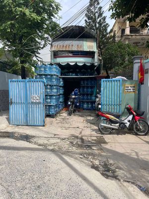 Nhà gần các trường đại học , bv , chợ , rất tiện. Mua bán nhà ở tại Quận Tân Phú Tp Hồ Chí Minh được đăng bởi hồ lệ hạnh