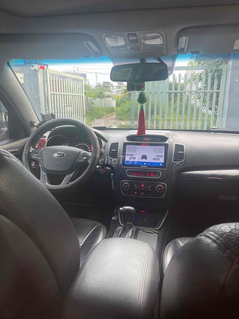 Kia Sorento 2016 2WD 2.4 GAT - 115000 km. Mua bán Ô tô tại Quận 8 Tp Hồ Chí Minh được đăng bởi Toàn  hình 1