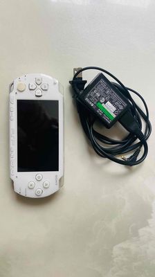Máy chơi game Sony PSP 1000 + Thẻ 32GB full games
