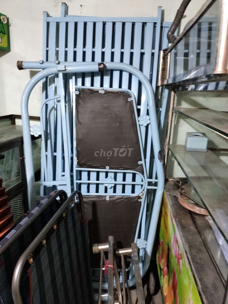 Giường sắt Xanh 2m Đã qua sử dụng. Mua bán Giường, chăn ga gối nệm tại Quận Tân Bình Tp Hồ Chí Minh được đăng bởi Đặng Văn Công hình 1