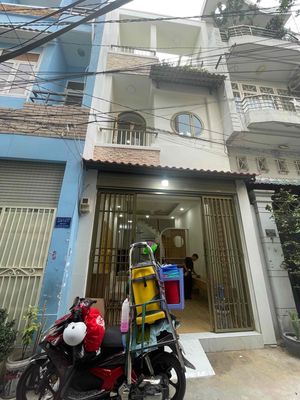 CHUYÊN DỌN DẸP VỆ SINH GIẶC SOFA& THẢM KHU VỰC HCM. Dịch vụ dọn dẹp nhà tại Thành phố Thủ Đức Tp Hồ Chí Minh được đăng bởi Ngô Văn Tâm