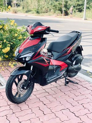 Air Blade 125 Đen Đỏ. Biển TPHCM 9C. Bao rút HS