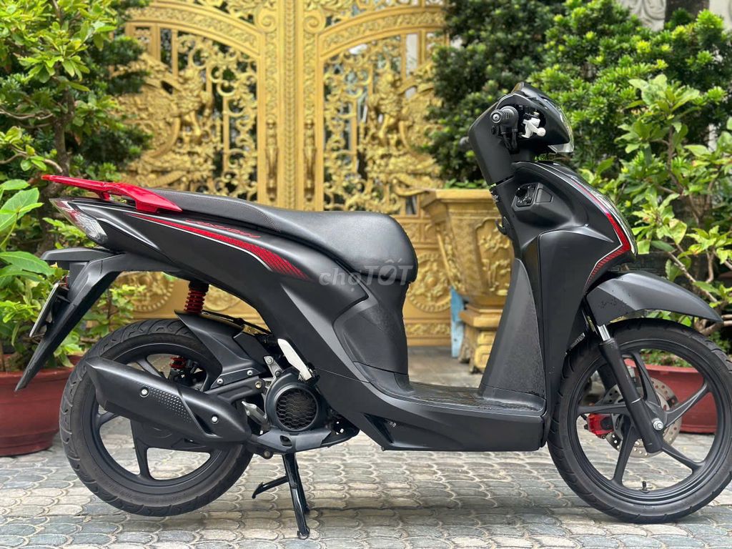 Xe Vision đời 2024 bánh lớn BSTP(mới) chính chủ ký. Mua bán Xe máy tại Quận 10 Tp Hồ Chí Minh được đăng bởi Xe cũ đẹp giá rẻ hình 5