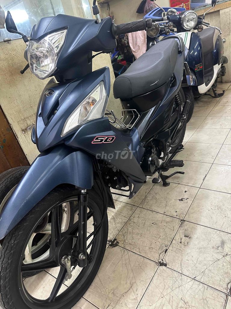 VisarS 50cc 2022,xe cực đẹp . BSTP công chứng. Mua bán Xe máy tại Quận Bình Thạnh Tp Hồ Chí Minh được đăng bởi Lê Nhân hình 2