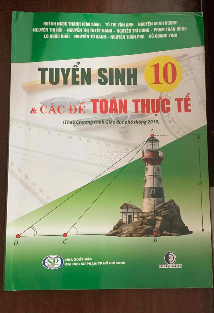 Sách tuyển sinh lớp 10 môn toán .