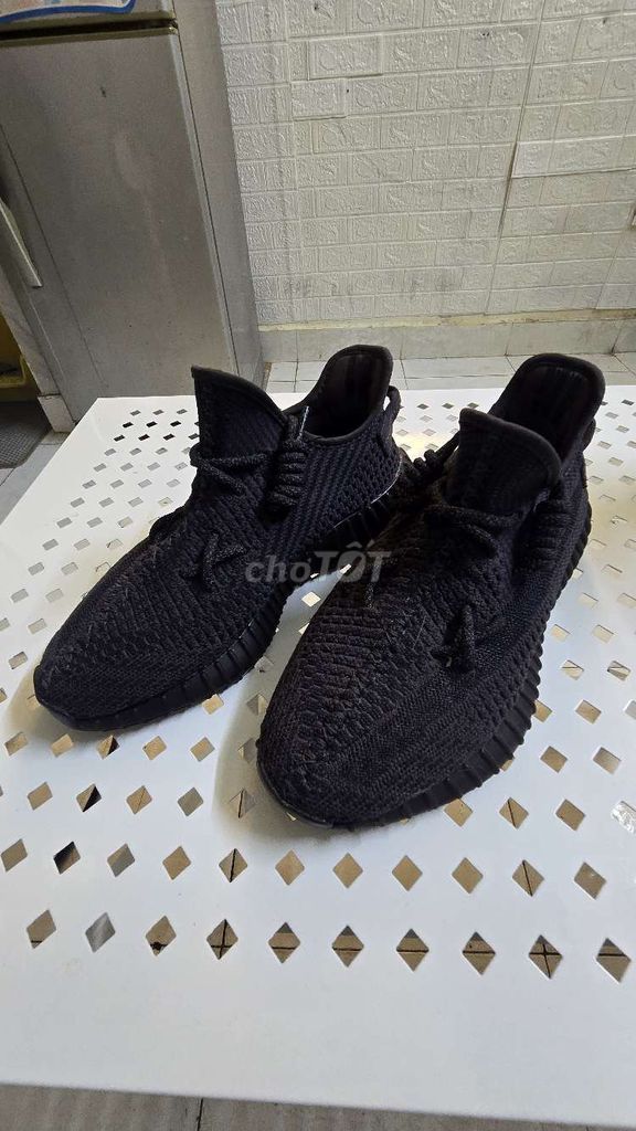 Giày thể thao Adidas Y.B Đen 40 2/3 Đã sử dụng. Mua bán Giày dép tại Quận Bình Thạnh Tp Hồ Chí Minh được đăng bởi TS Shop hình 1