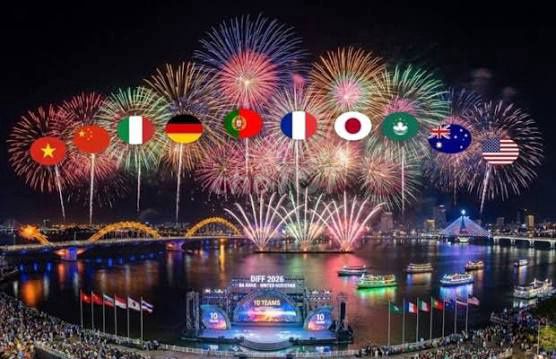 Vé Pháo hoa Quốc tế Đà Nẵng Khán đài A VIP. Du lịch tại Quận Ngũ Hành Sơn Đà Nẵng được đăng bởi DANAGO Travel ™ hình 1