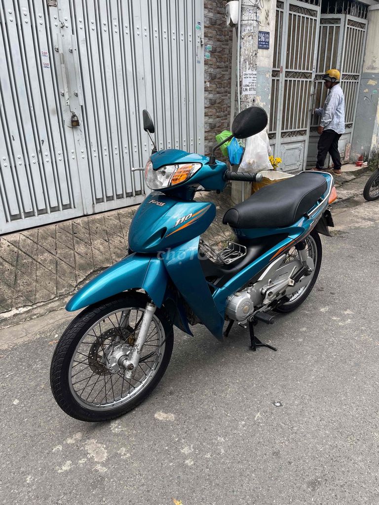 Future 2001 đầu ET bstp đầu nồi zin xe bao đẹp. Mua bán Xe máy tại Quận Bình Tân Tp Hồ Chí Minh được đăng bởi HUY hình 7