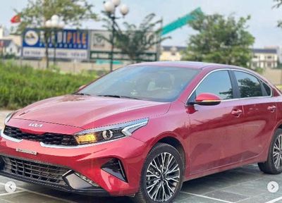 Kia K3 1.6 luxury sx 2025 - 2000km. Mua bán Ô tô tại Quận Hà Đông Hà Nội được đăng bởi Tú Carrick