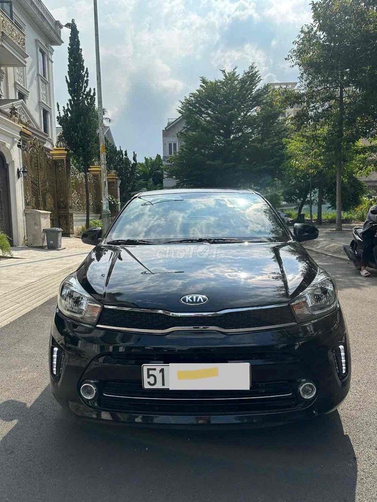 Kia Soluto 2019 АКПП Черный 23000 км