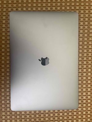 HN bán macbook pro 2019 16inch i9 có touchbar