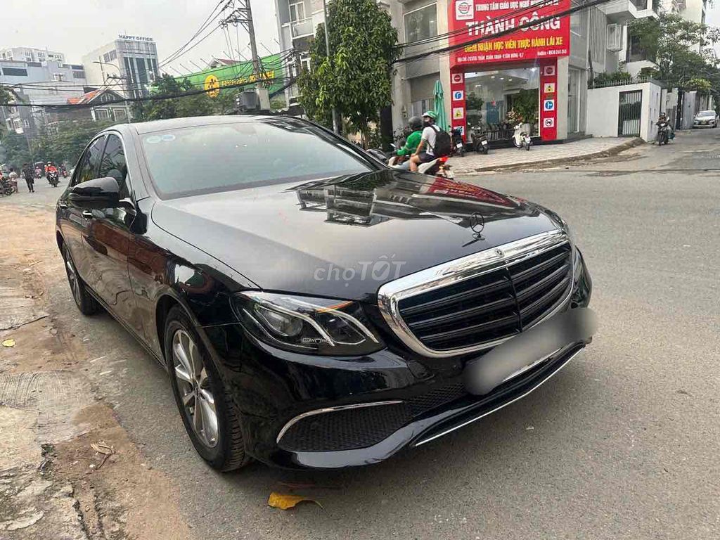 Mercedes Benz E Class 2018 E200 - 68000 km