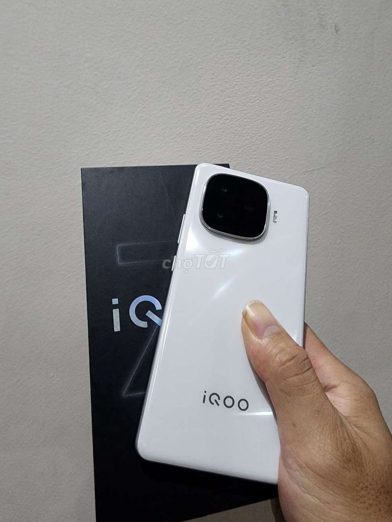 iQOO Z9 Turbo 12GB/256GB Trắng đẹp 99. Mua bán Điện thoại tại Quận Hải Châu Đà Nẵng được đăng bởi phan quân hình 1