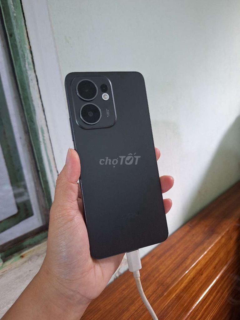 Oppo Reno 13F 5G Đen 256G/12G nguyên rin. Mua bán Điện thoại tại Quận Hải Châu Đà Nẵng được đăng bởi hoa hình 1