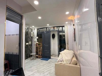 Аренда · 2 комн. · 23 м² · Quận Bình Thạnh, ул. Đường Phan Văn Trị
