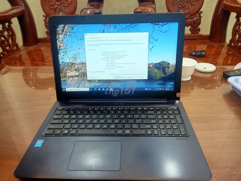 Nhà có chiếc laptop vẫn còn xài OK