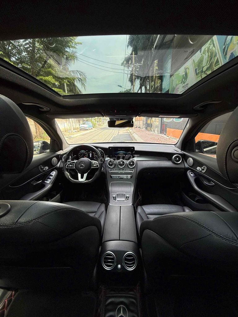 Mercedes GLC 300 4MATIC 2021  𝘽𝙞ể𝙣 𝙎ố Đấ𝐮 𝐆𝐢á. Mua bán Ô tô tại Thành phố Thủ Đức Tp Hồ Chí Minh được đăng bởi Vũ Vũ hình 2