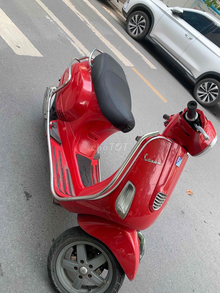 Piaggio Vespa LX 3Vie 2013 Красный