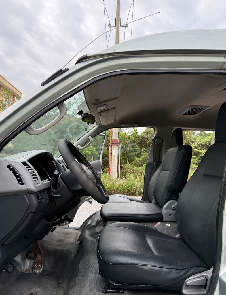 Toyota Hiace van 6 chỗ 2008  - 12000 km. Mua bán Ô tô tại Huyện Đông Anh Hà Nội được đăng bởi siêu thị ô tô Nhật Bắc hình 11