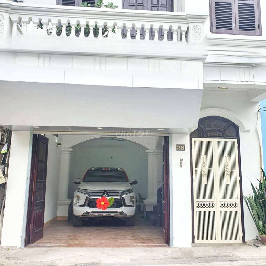 BÁN NHÀ MẶT PHỐ TRẦN ĐẠI NGHĨA KÉO DÀI, LÔ GÓC MẶT TIỀN RỘNG GARA ÔTÔ. Mua bán nhà ở tại Quận Hai Bà Trưng Hà Nội được đăng bởi Quỳnh Hoa hình 3