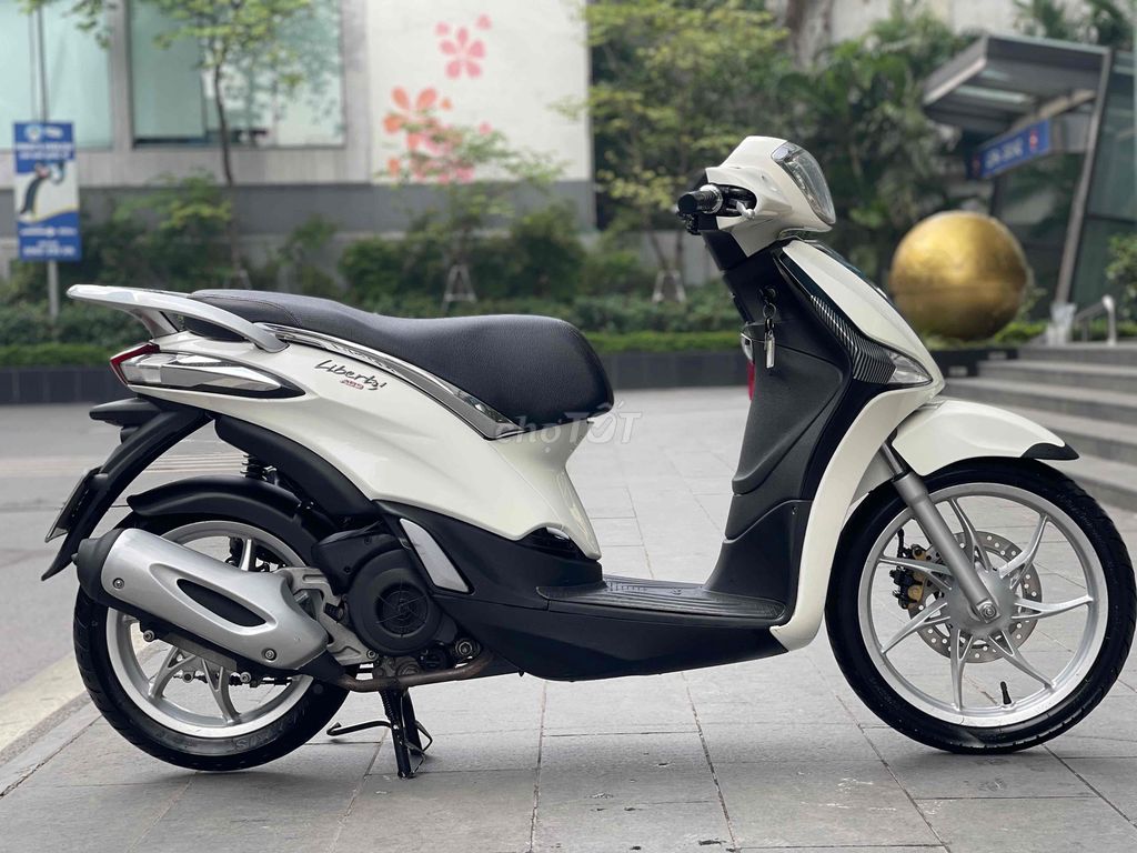 Piaggio Liberty 125 ABS Iget 2017 Trắng. Mua bán Xe máy tại Quận Cầu Giấy Hà Nội được đăng bởi Anh Khoa hình 3