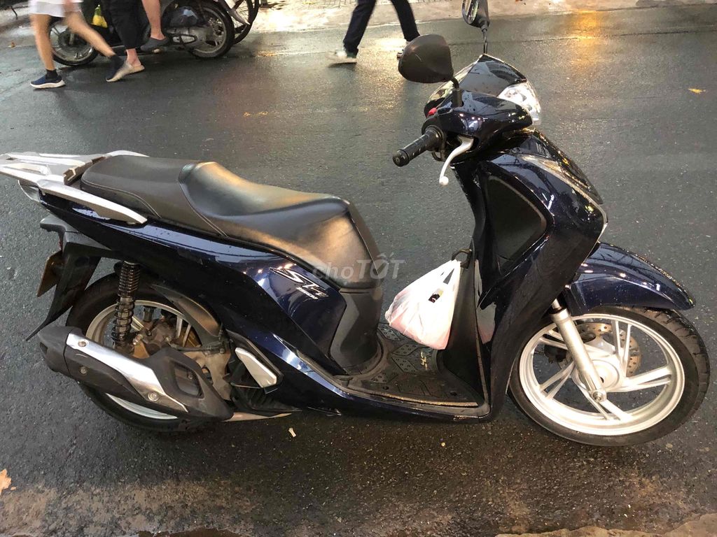 Honda SH 150 CBS 2017 Сине-черный 28000 км
