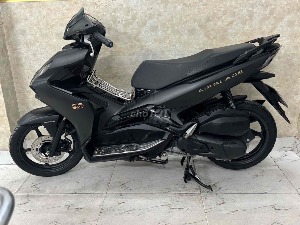 AB 125 đời 2022 màu đen mù 43E1-639.44 mới keng. Mua bán Xe máy tại Quận Sơn Trà Đà Nẵng được đăng bởi Minh Dũng bán trả góp 136 vân đồn  hình 6