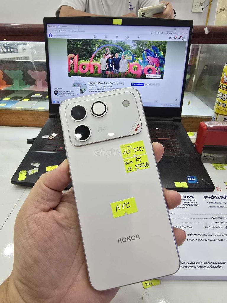 Honor Win RT 12GB 256GB Trắng. Mua bán Điện thoại tại Thành phố Long Xuyên An Giang được đăng bởi Facebook Cầm Đồ Thúy Vân hình 1