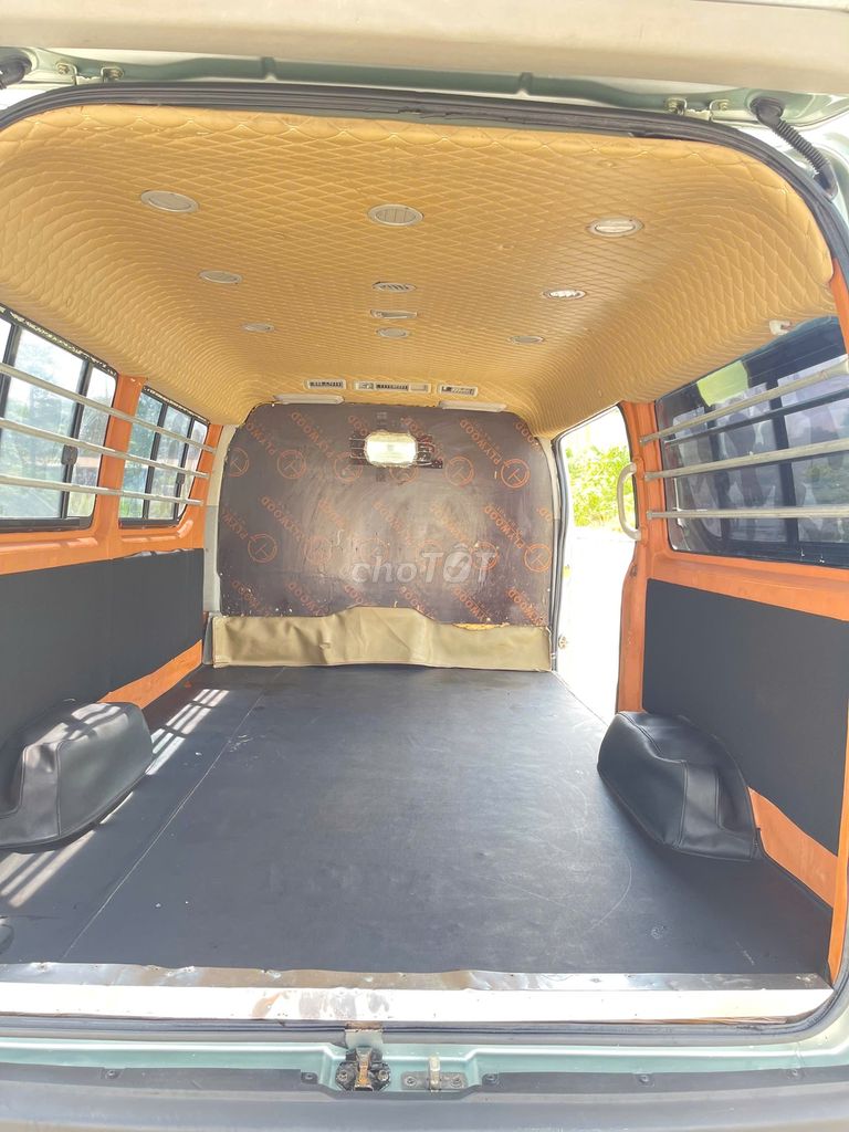 Toyota Hiace 2010 tải van 3 chỗ - 10000 km. Mua bán Ô tô tại Huyện Đông Anh Hà Nội được đăng bởi siêu thị ô tô Nhật Bắc hình 13