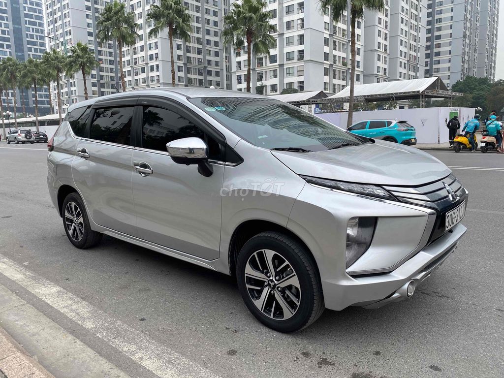 Mitsubishi Xpander Premium 2020 1.5AT - 91000 km. Mua bán Ô tô tại Quận Hai Bà Trưng Hà Nội được đăng bởi Văn Hậu hình 4